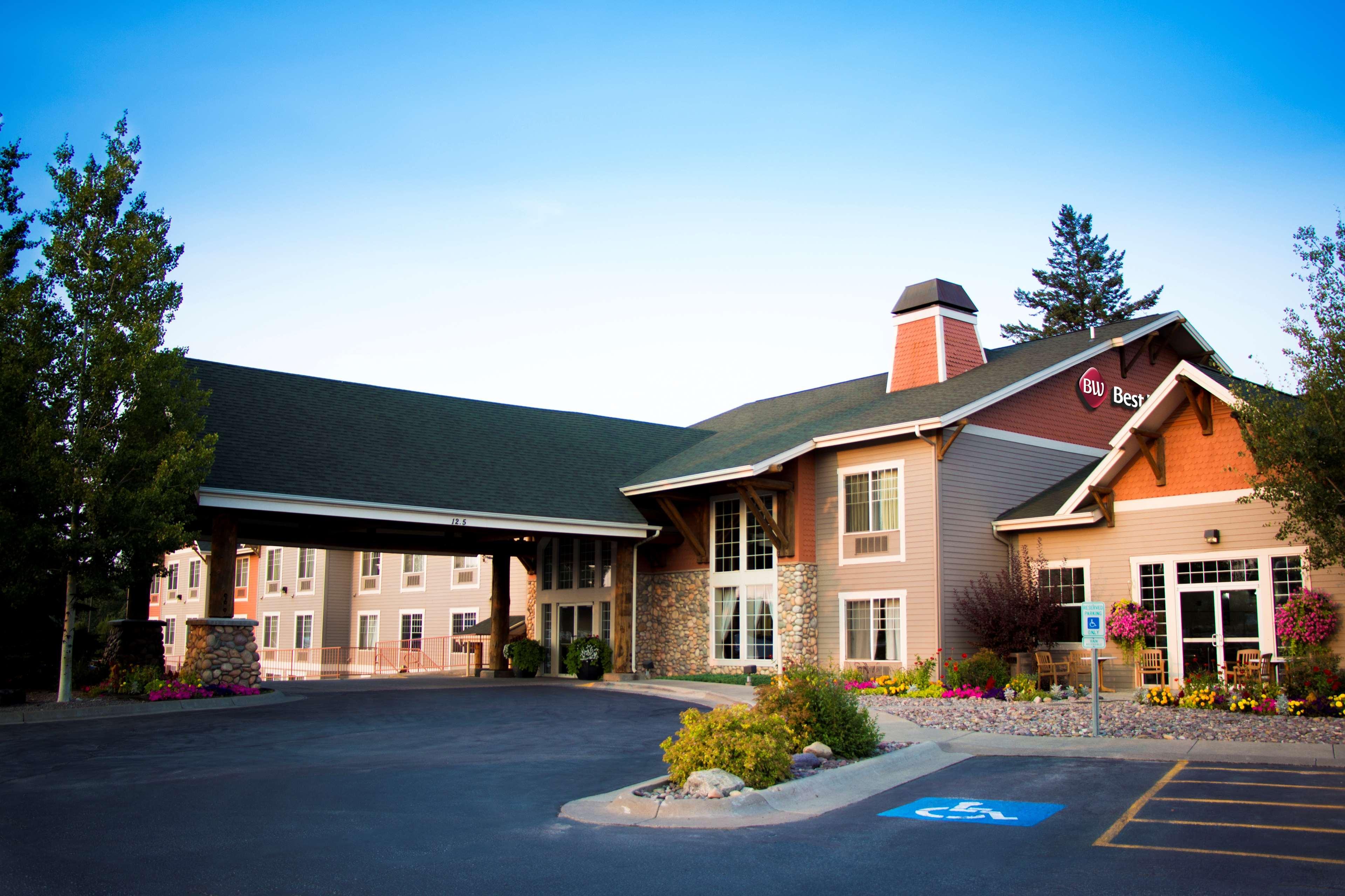 Best Western Plus Kalispell/Glacier Park West Hotel & Suites Exterior photo